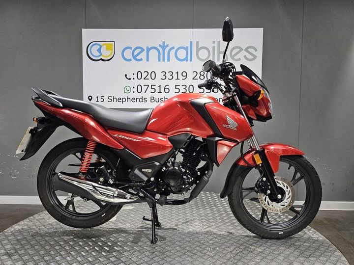 Honda CB125F 2024 Red