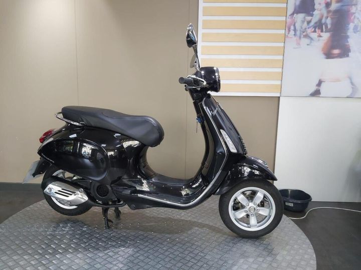 Vespa Primavera 125 2016
