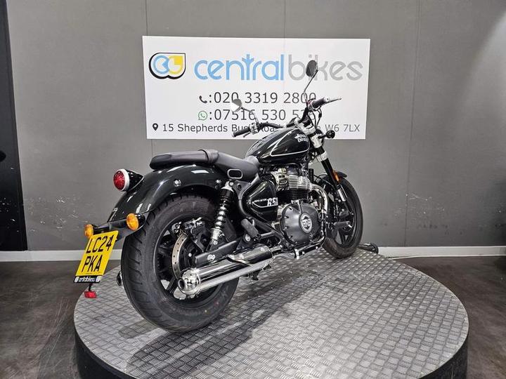 Royal Enfield Super Meteor 650 Astral 2024 Green 12