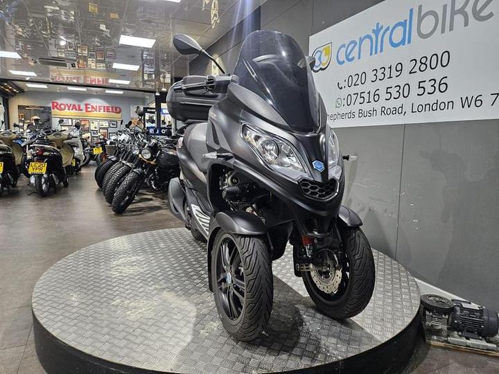 Piaggio MP3 300 300 HPE Sport CVT Euro 5 2021 Black 5