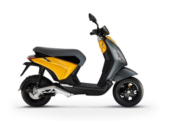 Piaggio One Sunshine Mix Right Side