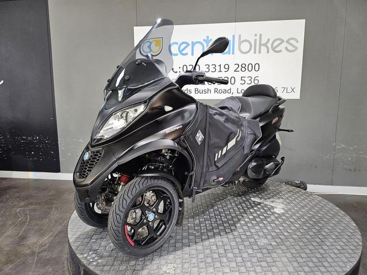 Piaggio MP3 500 Sport Advanced HPE 2020 Black 23