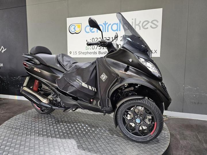 Piaggio MP3 500 Sport Advanced HPE 2020 Black 5