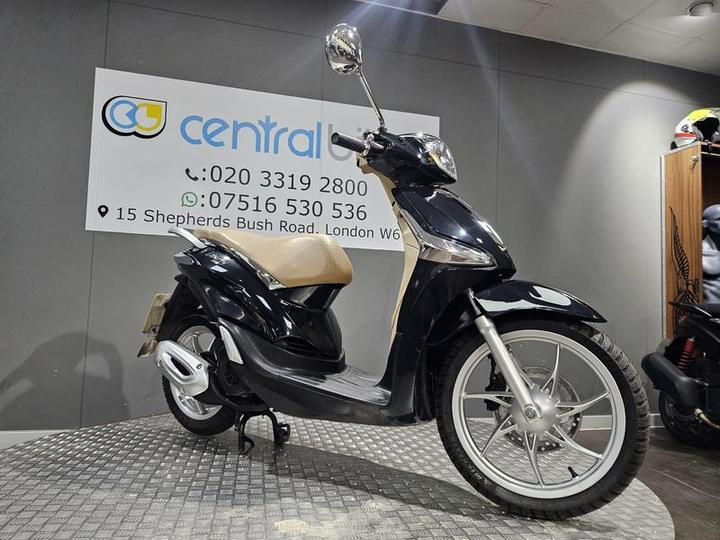 Piaggio Liberty 125 125 CVT Euro 4 2020 Black 28