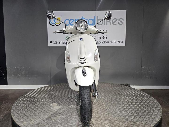 Piaggio Vespa Primavera 50 50 2T CVT 2016 White 27