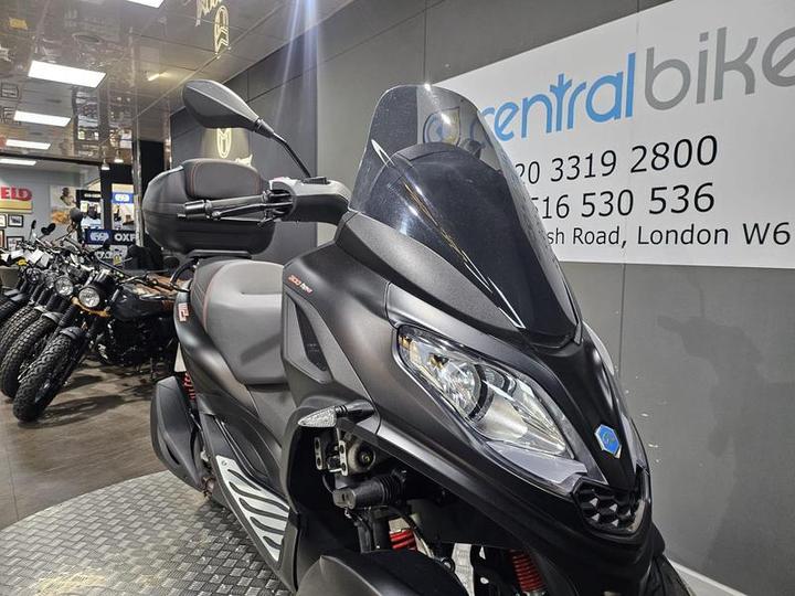 Piaggio MP3 300 300 HPE Sport CVT Euro 5 2021 Black 6