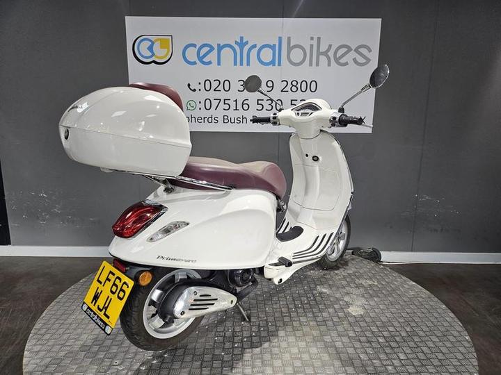 Piaggio Vespa Primavera 50 50 2T CVT 2016 White 21