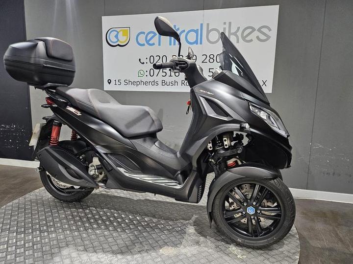 Piaggio MP3 300 300 HPE Sport CVT Euro 5 2021 Black 2