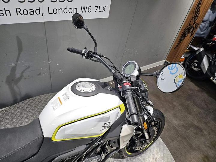 CFMOTO 300 CL-X 2023 White 17