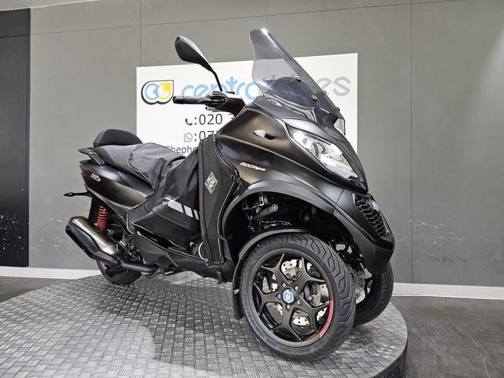 Piaggio MP3 500 Sport Advanced HPE 2020 Black 25