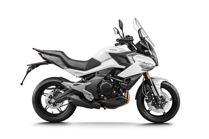 CFMoto 700MT