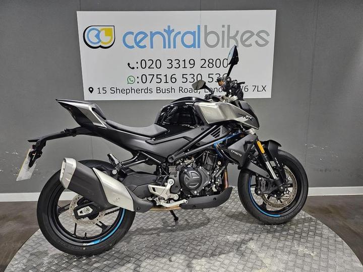 CFMOTO 450NK 450 Euro 5 2024 Black 2