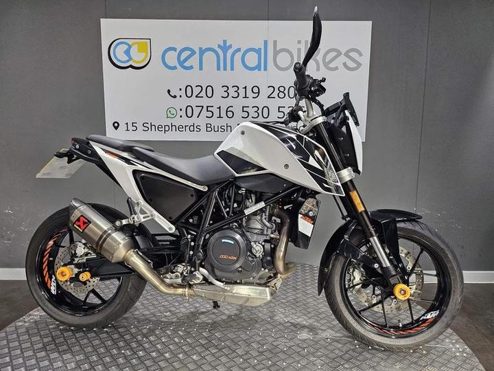 KTM 690 Duke 2018 White