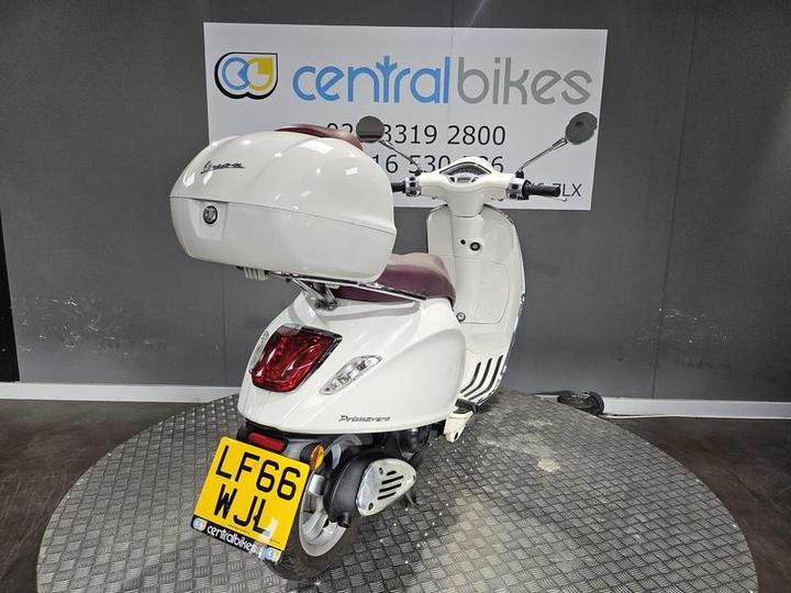 Piaggio Vespa Primavera 50 50 2T CVT 2016 White 20