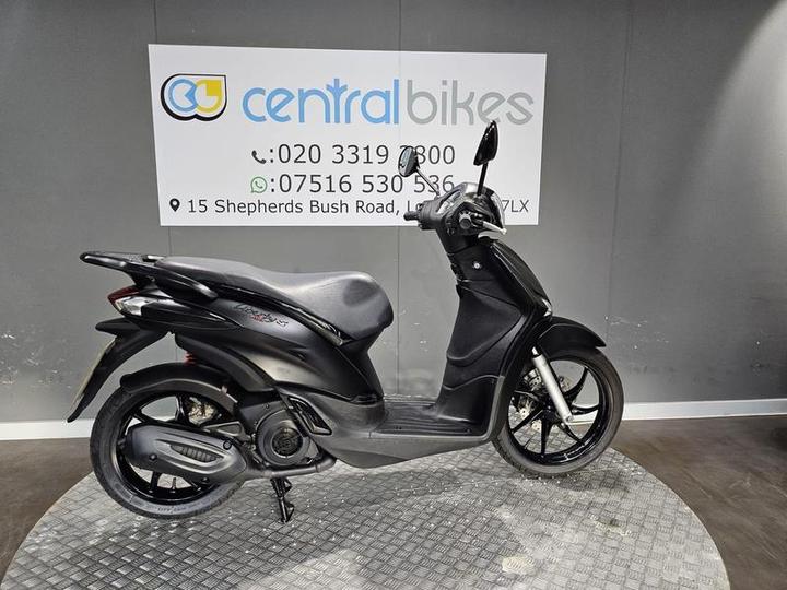 Piaggio Liberty 125 125 S CVT Euro 5 2022 Black 14